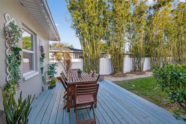 1310 47TH AVENUE N, St Petersburg, FL 33703