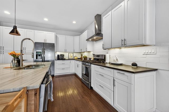 1310 47TH AVENUE N, St Petersburg, FL 33703