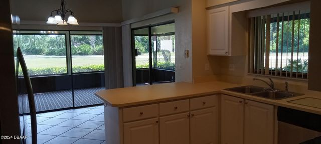 106 Augusta Circle, Daytona Beach, FL 32114