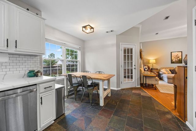 1471 Genoa Avenue, Fayetteville, AR 72704