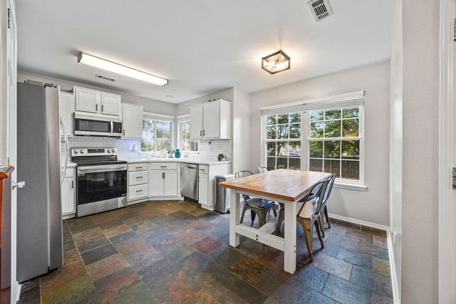 1471 Genoa Avenue, Fayetteville, AR 72704