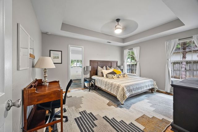 1471 Genoa Avenue, Fayetteville, AR 72704