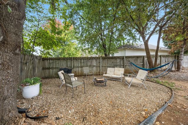 1471 Genoa Avenue, Fayetteville, AR 72704