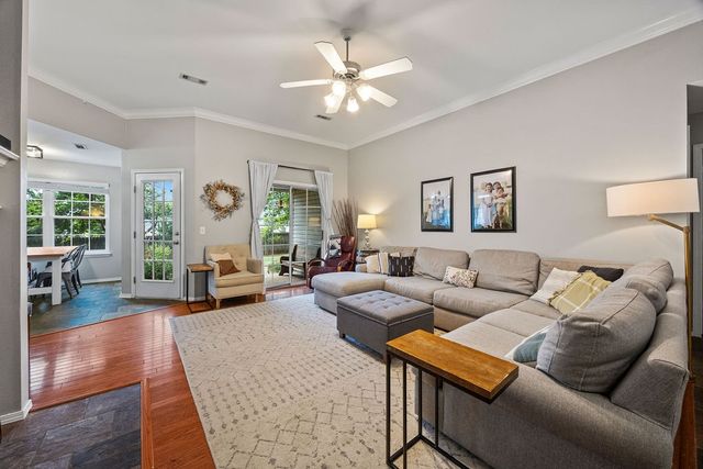 1471 Genoa Avenue, Fayetteville, AR 72704