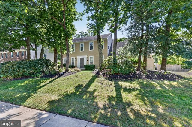 18 BURNHAM LN, Voorhees, NJ 08043