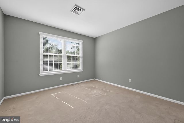 18 BURNHAM LN, Voorhees, NJ 08043