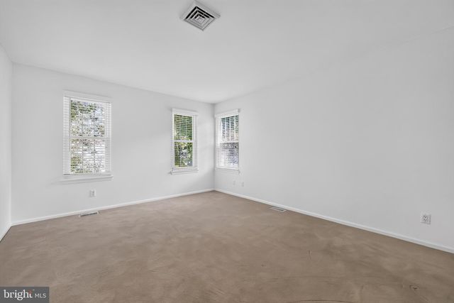 18 BURNHAM LN, Voorhees, NJ 08043