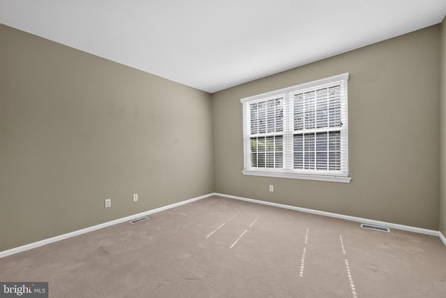18 BURNHAM LN, Voorhees, NJ 08043