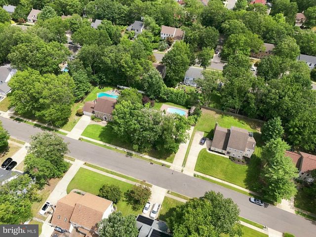 18 BURNHAM LN, Voorhees, NJ 08043