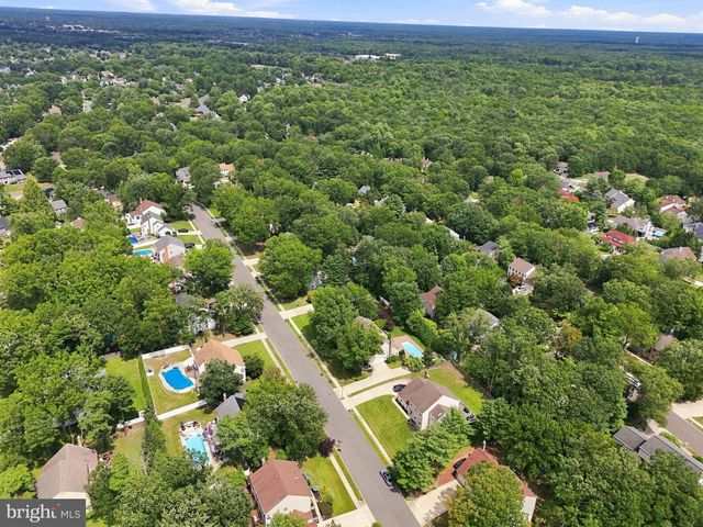 18 BURNHAM LN, Voorhees, NJ 08043