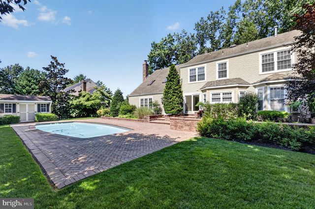 18 BURNHAM LN, Voorhees, NJ 08043