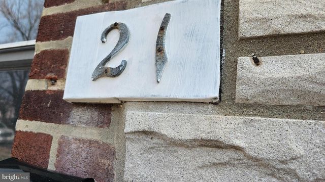 21 W 21ST ST, Chester, PA 19013