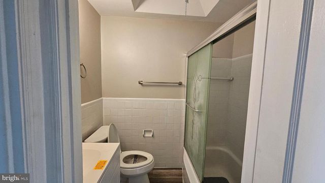 21 W 21ST ST, Chester, PA 19013