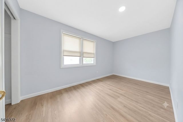 313 Livingston St, Elizabeth City, NJ 07206