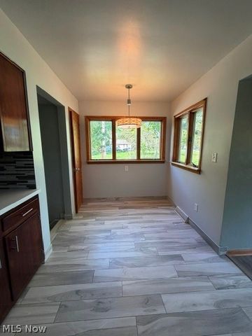 4191 Hallock Young Road, Newton Falls, OH 44444