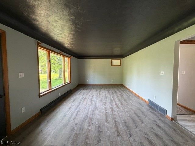 4191 Hallock Young Road, Newton Falls, OH 44444