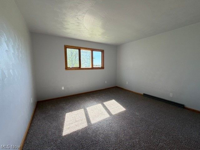 4191 Hallock Young Road, Newton Falls, OH 44444