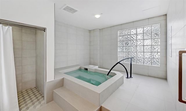 1281 GULF OF MEXICO DRIVE 708, Longboat Key, FL 34228