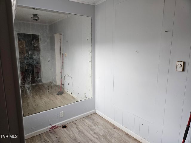 204 Northeast High Avenue, Coeburn, VA 24230