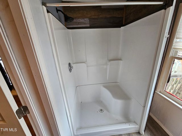 204 Northeast High Avenue, Coeburn, VA 24230