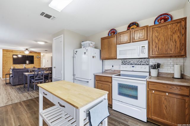 2302 Mission Glory, San Antonio, TX 78223