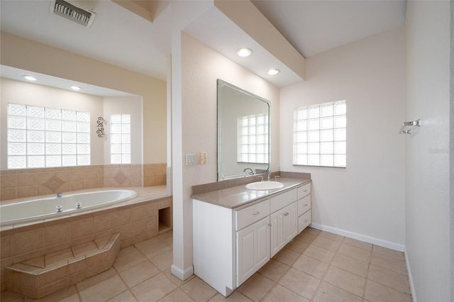 1015 VENETIAN AVENUE, Orlando, FL 32804