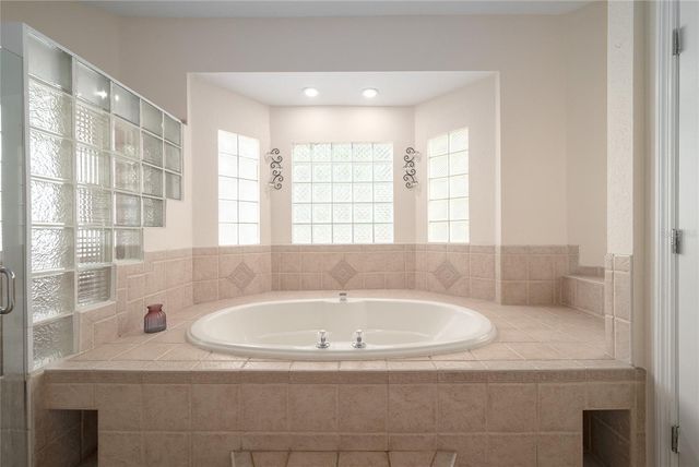 1015 VENETIAN AVENUE, Orlando, FL 32804
