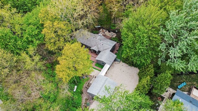 15578 Red Arrow Highway, Union Pier, MI 49129