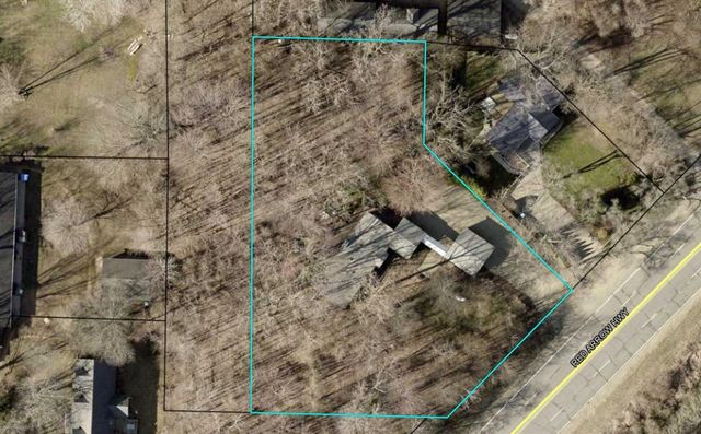 15578 Red Arrow Highway, Union Pier, MI 49129