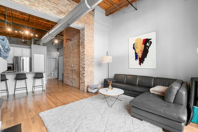 1918 S Michigan Avenue 307, Chicago, IL 60616