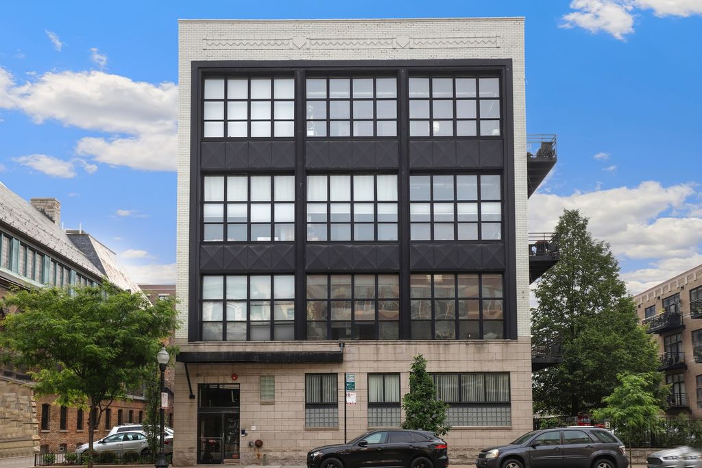 1918 S Michigan Avenue 307, Chicago, IL 60616