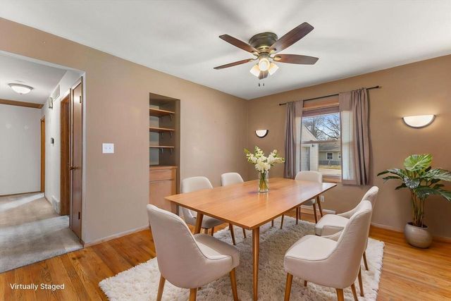 11925 W Lynx AVENUE, Milwaukee, WI 53225