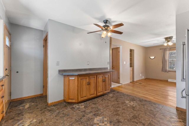 11925 W Lynx AVENUE, Milwaukee, WI 53225