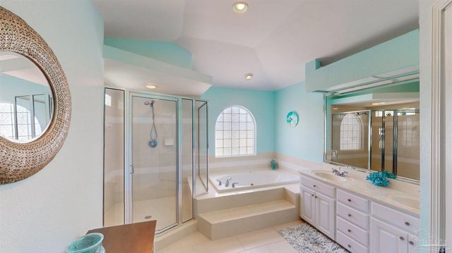 1108 Naples Dr, Pensacola, FL 32507