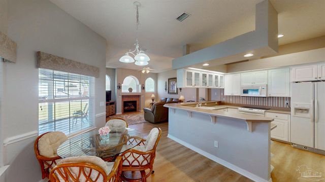 1108 Naples Dr, Pensacola, FL 32507