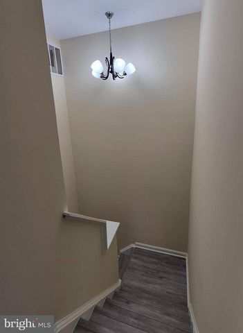 7106 SNUG HARBOR CT, Alexandria, VA 22315