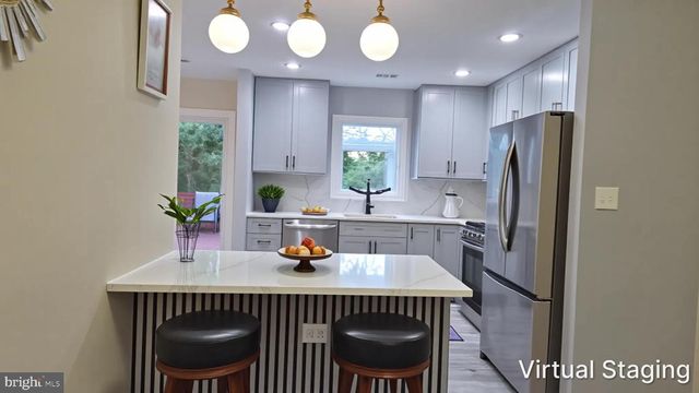 7106 SNUG HARBOR CT, Alexandria, VA 22315