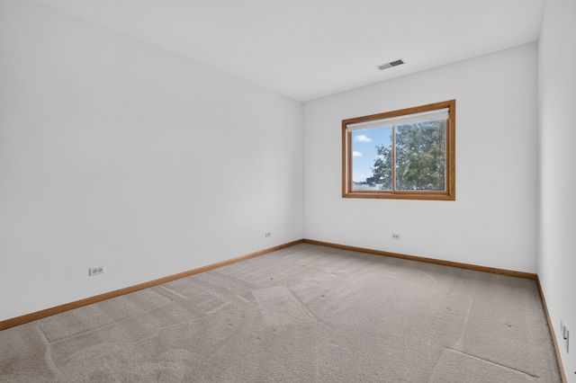 15751 S Ravinia Avenue 2N, Orland Park, IL 60462