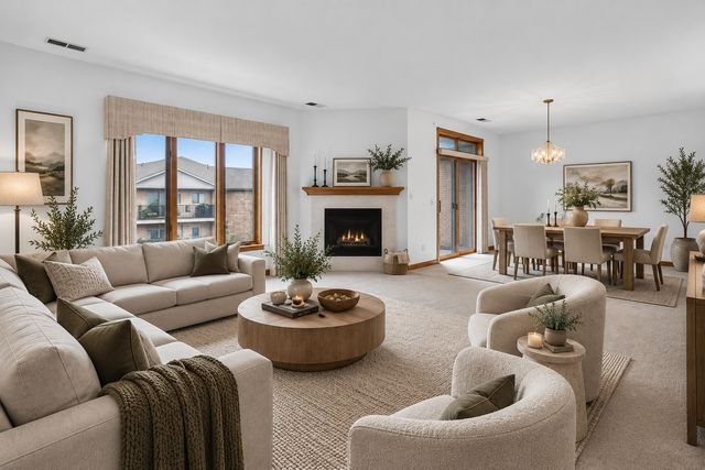 15751 S Ravinia Avenue 2N, Orland Park, IL 60462