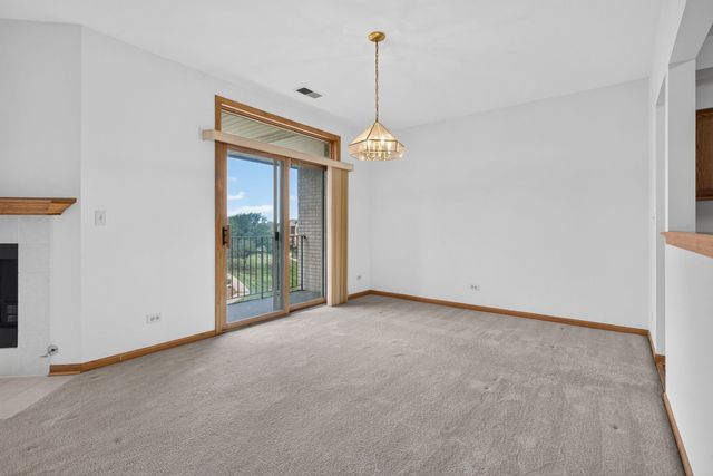 15751 S Ravinia Avenue 2N, Orland Park, IL 60462