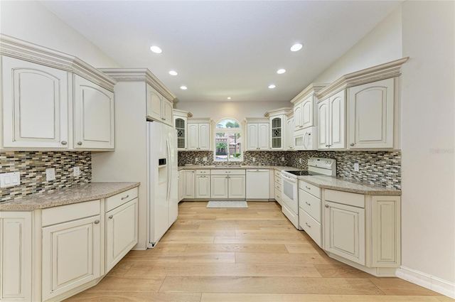 347 BAYSHORE DRIVE, Osprey, FL 34229
