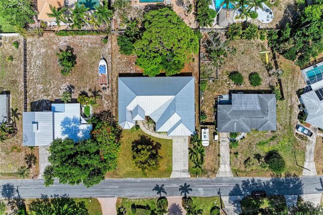 347 BAYSHORE DRIVE, Osprey, FL 34229