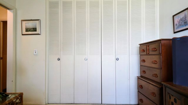 2800 Ashley Drive E B, West Palm Beach, FL 33415