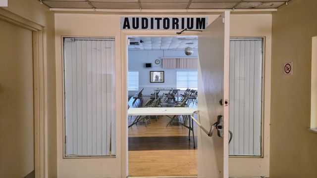 2800 Ashley Drive E B, West Palm Beach, FL 33415