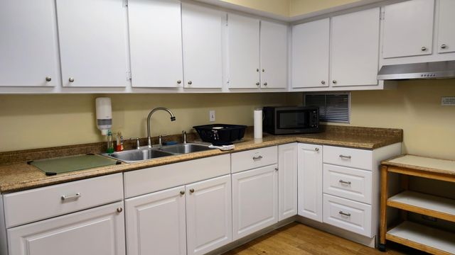 2800 Ashley Drive E B, West Palm Beach, FL 33415