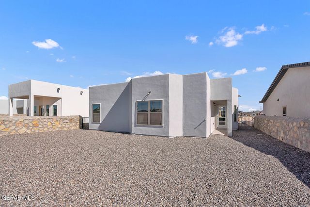 813 Paseo Pacifico Place, El Paso, TX 79928