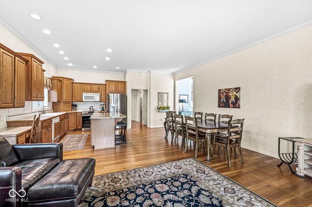 8730 Vintner Way, Indianapolis, IN 46256