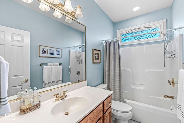 8730 Vintner Way, Indianapolis, IN 46256