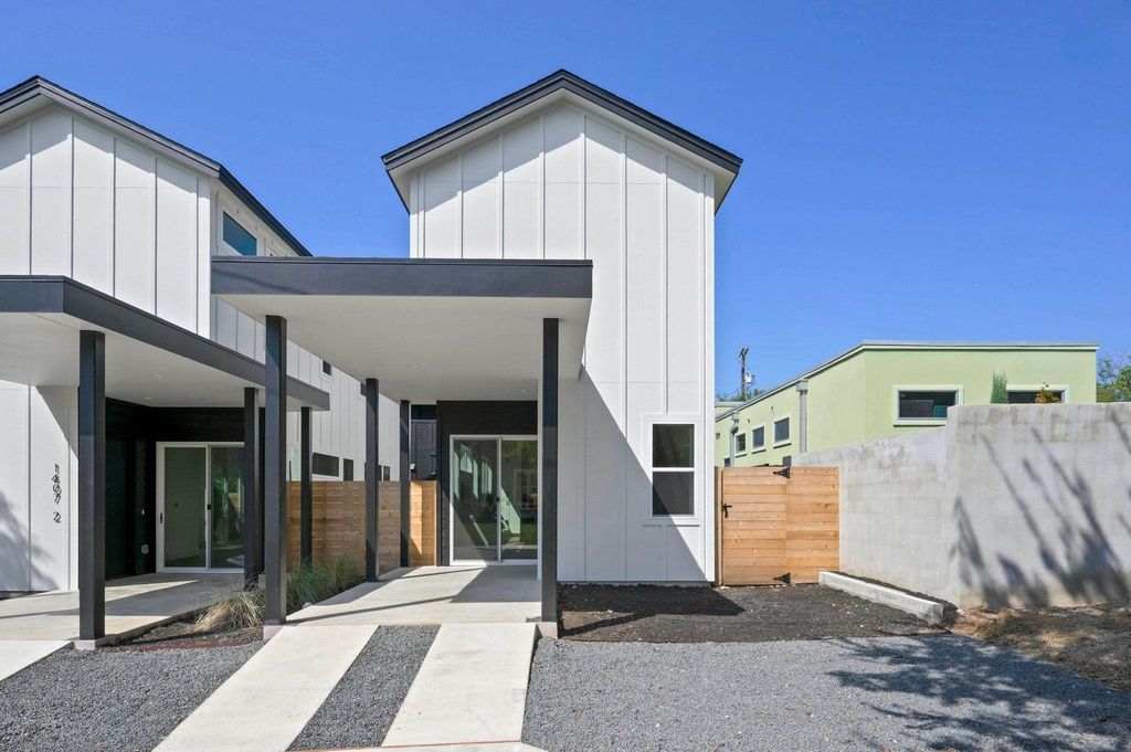 1407 Cedar Ave 2, Austin, TX 78702