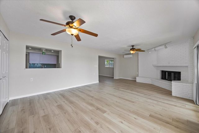 7886 9TH AVENUE S, St Petersburg, FL 33707